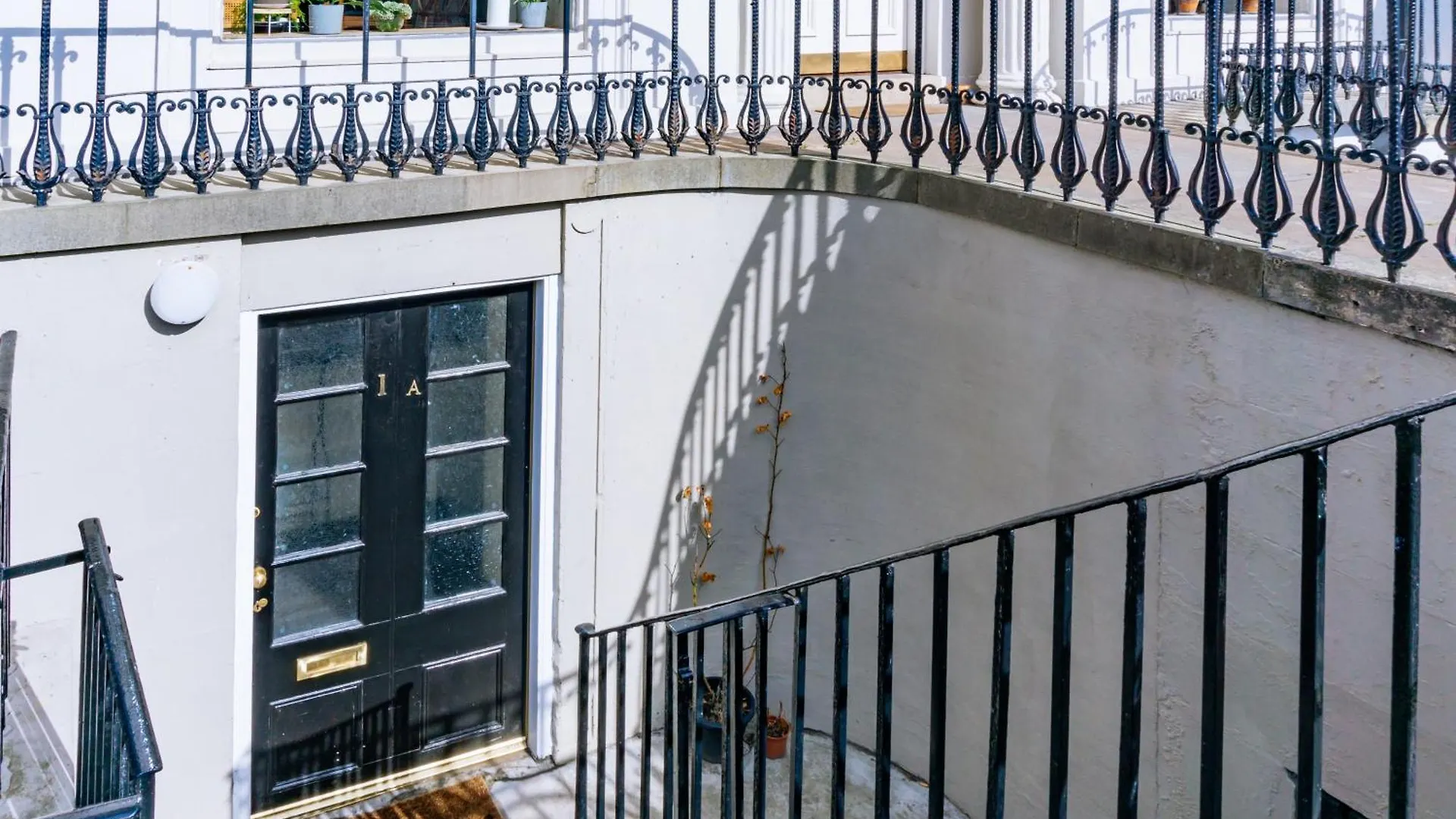 Homely 3 Bedroom In The Heart Of Central Edimburgo